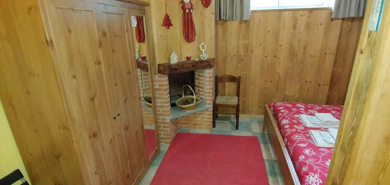 B&B Cav Rondinella Chiavenna 0*,  Italy